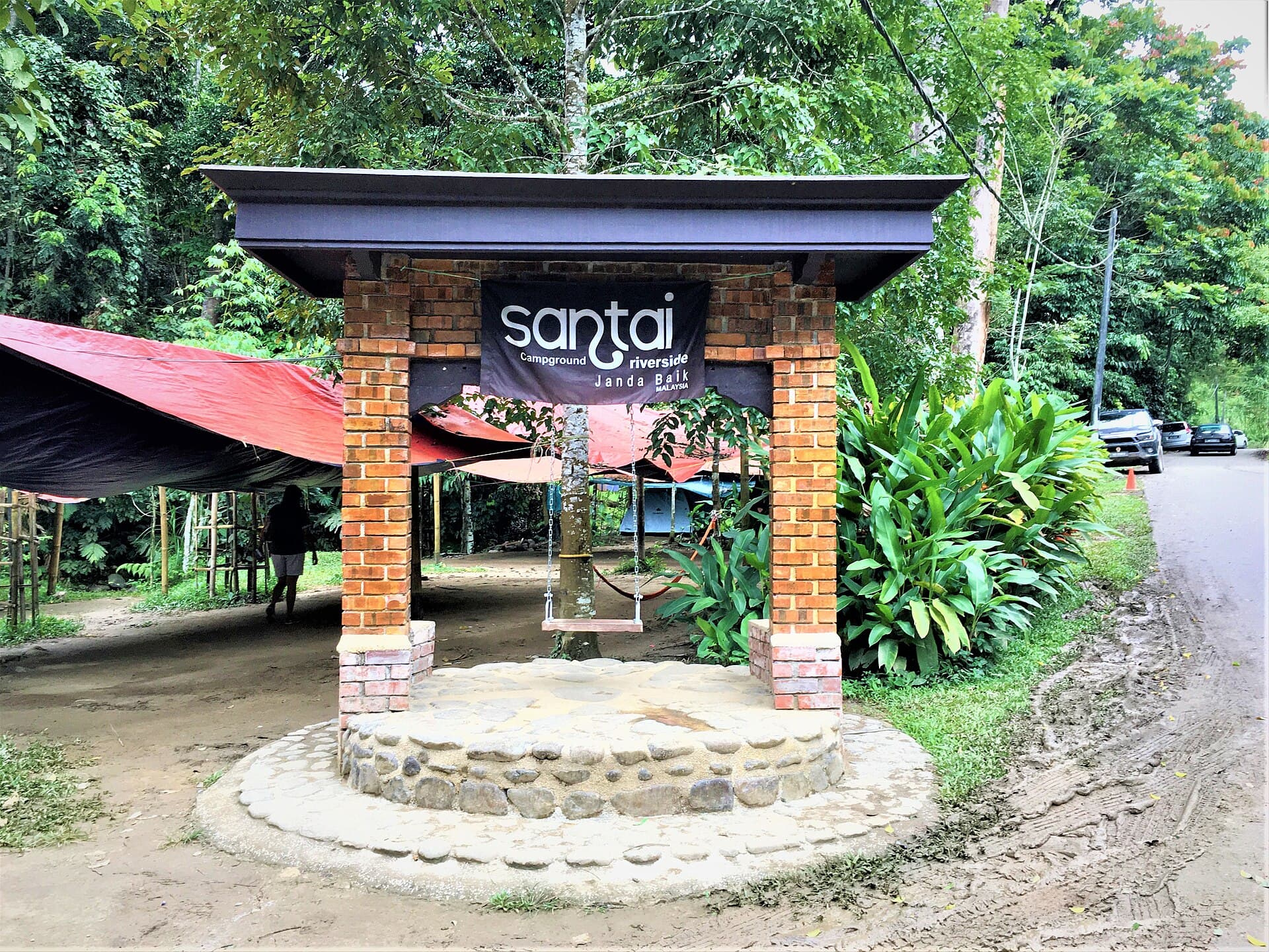 Santai Riverside in Janda Baik